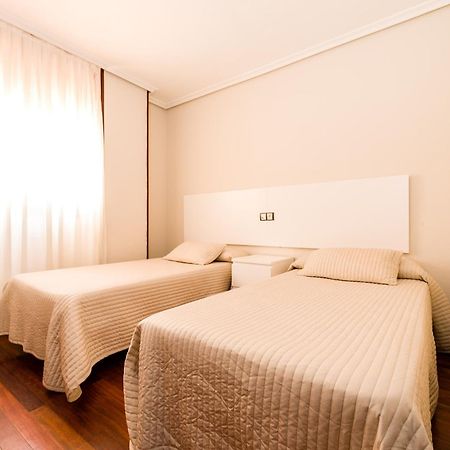 Alojamientos Rooms Catamaran Castro Urdiales Esterno foto